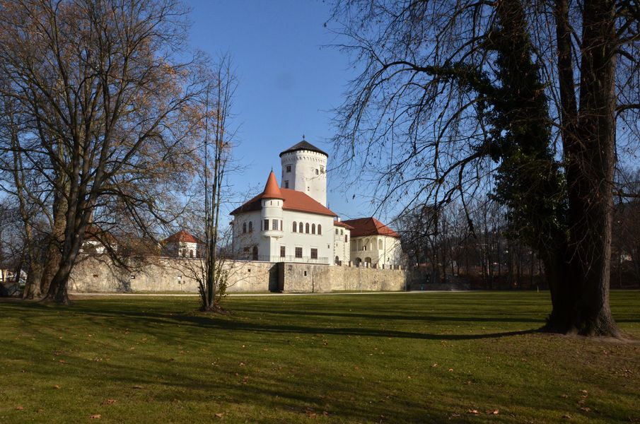 Budatínsky park a hrad