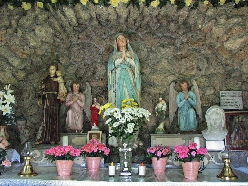 Kaplnka Panny Márie v Bôri 