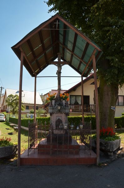 Kaplnka s krížom v Hrabovom