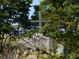 Kríž nad Lurdskou kaplnkou