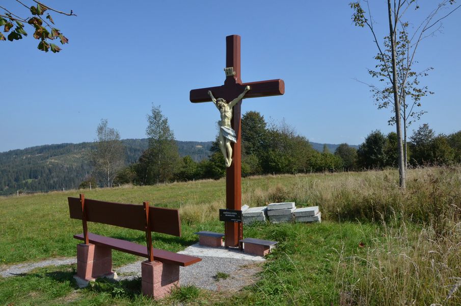 Drevený kríž na Drahošanke