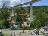 Kríž na cintoríne v Skalitom 