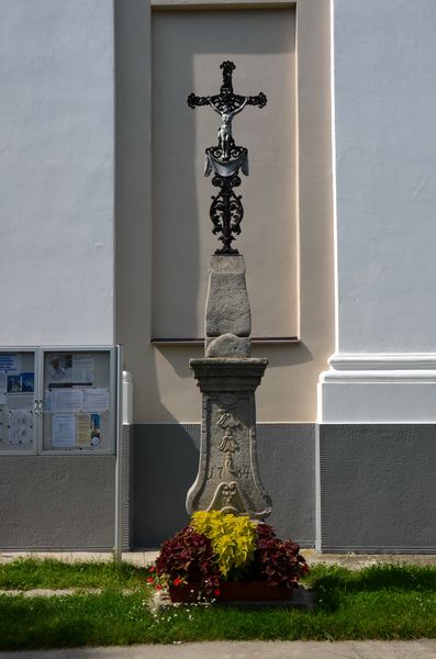 Barokový kríž v Košeci
