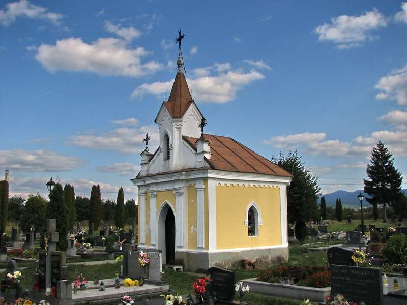 Kaplnka na cintoríne v Pruskom