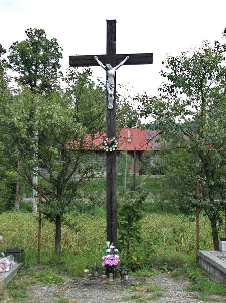 Drevený kríž v Radôstke