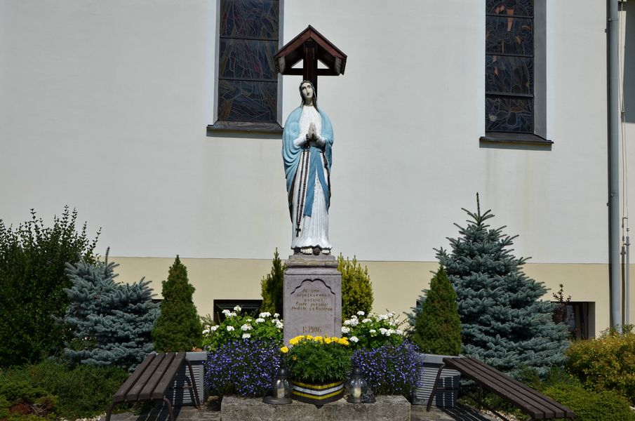 Socha Panny Márie v Kys. Lieskovci