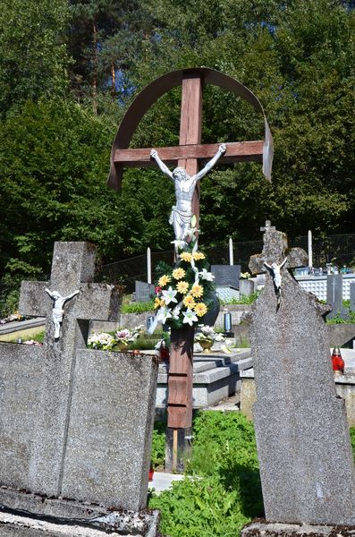 Kríž na cintoríne v Klieštine