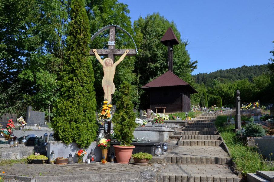Kríž na cintoríne v Orlovom