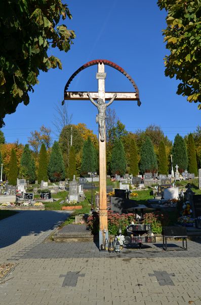 Kríž na cintoríne v Lednici