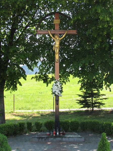 Kríž v Kamennej Porube