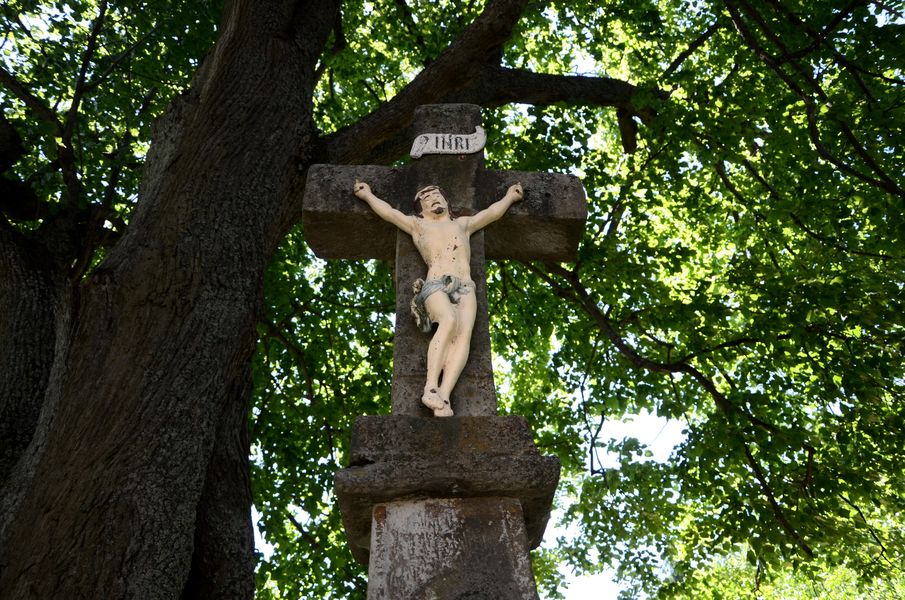 Kríž v osade Vrchrieka