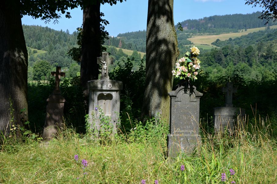 Morový cintorín v Krasňanoch