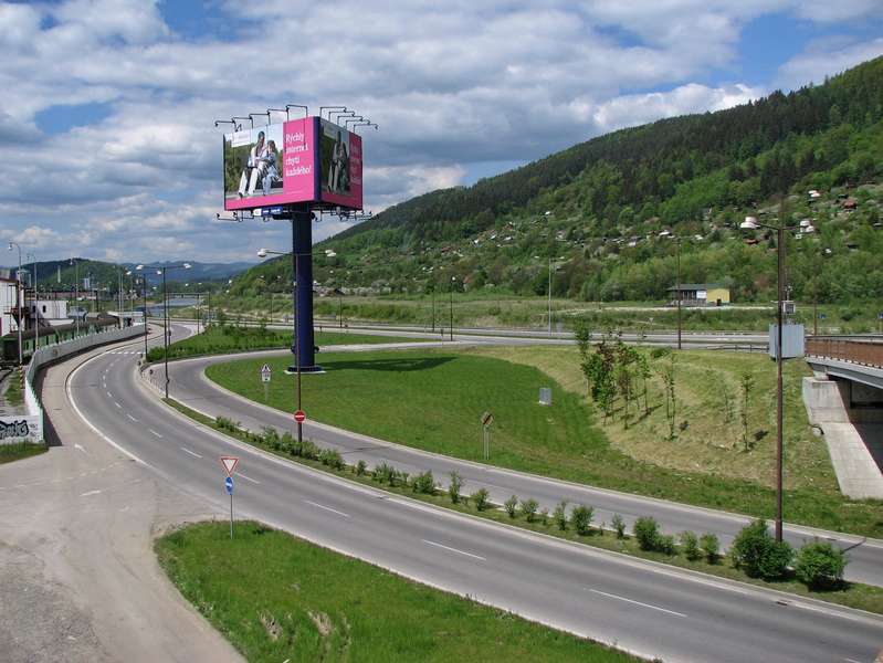Križovatka ciest I/60 a II/583A