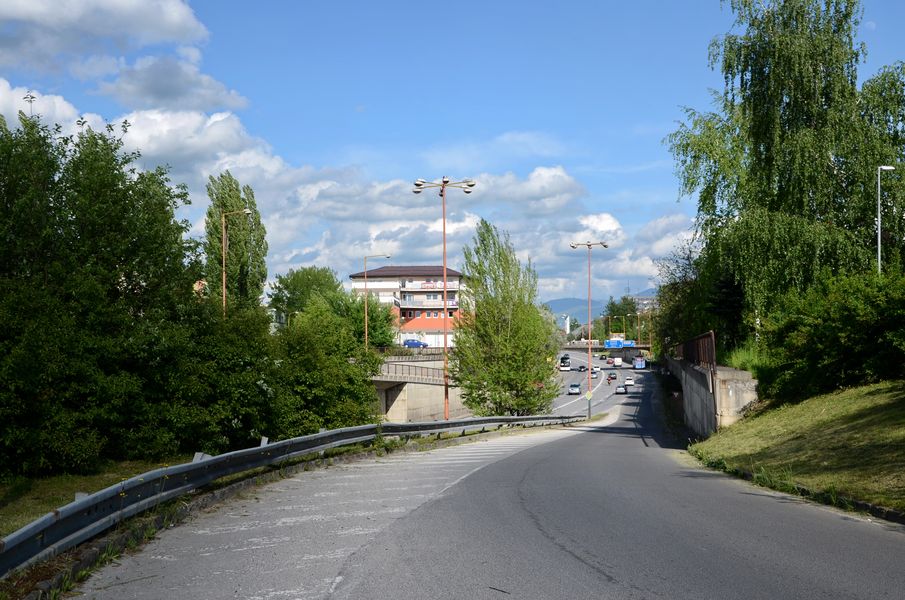 Mostná ulica