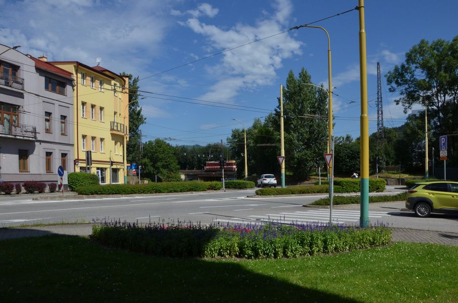 Kálov – Hviezdoslavova