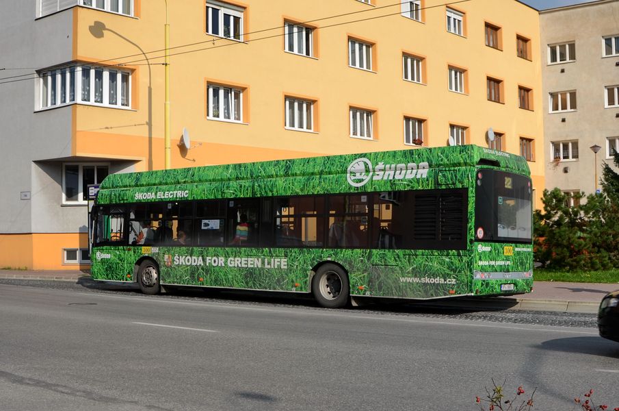 Hybridný autobus ŠKODA H12