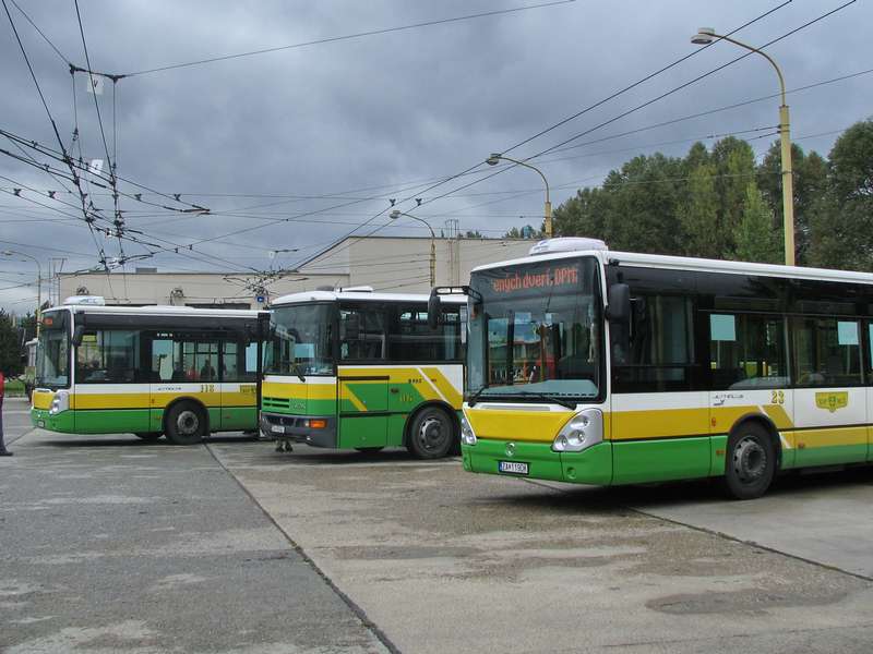 Nové autobusy DPMŽ