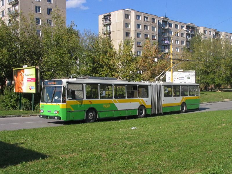 Trolejbus Škoda 15Tr ev. č. 207