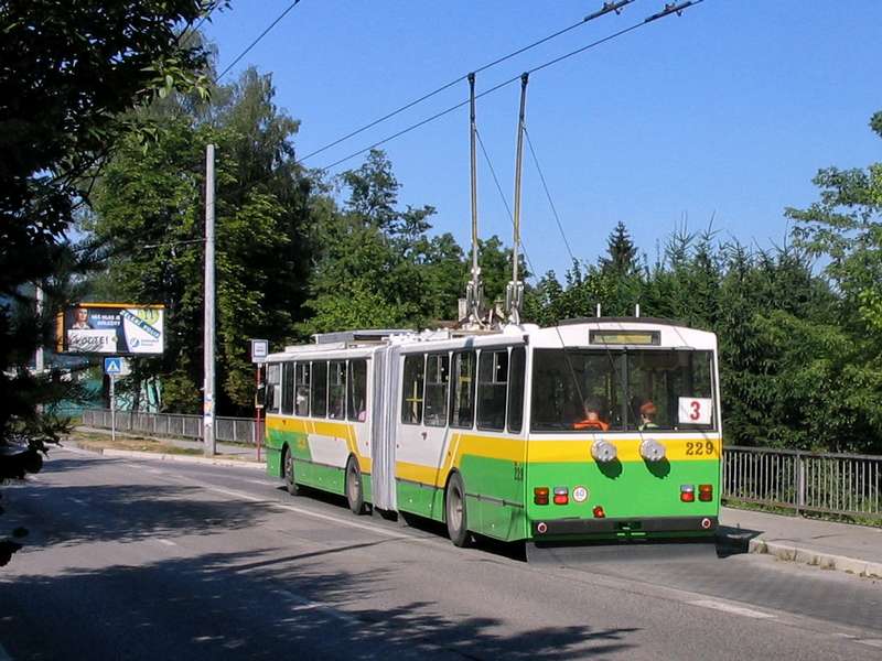 Trolejbus Škoda 15Tr ev. č. 229