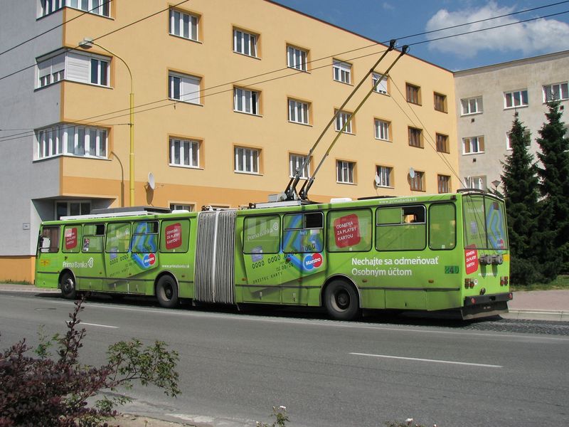 Trolejbus Škoda 15TrM ev. č. 240