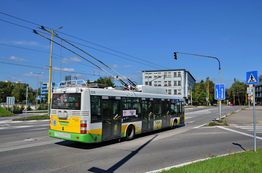 Trolejbus Škoda 30 Tr SOR ev. č. 258