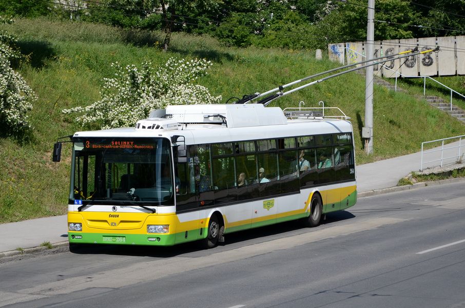 Trolejbus Škoda 30 Tr SOR ev. č. 264