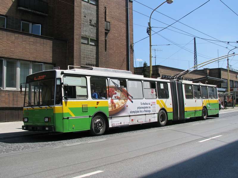 Trolejbus Škoda 15TrM ev. č. 230
