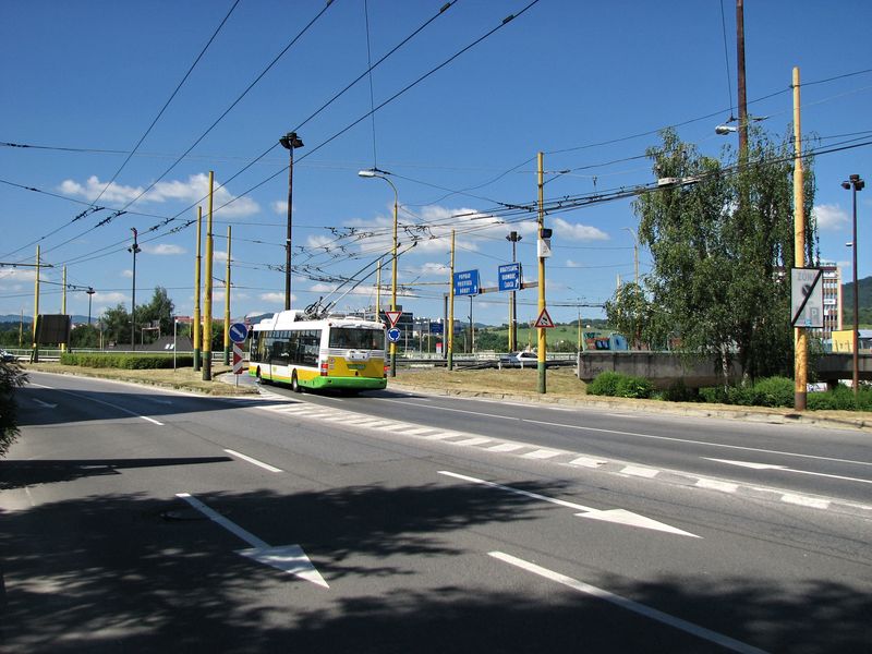 Trolejbusová križovatka Rondel