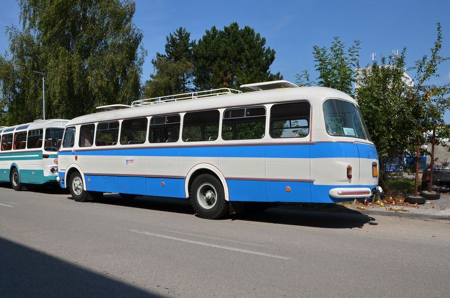 Autobus ŠKODA RTO CAR