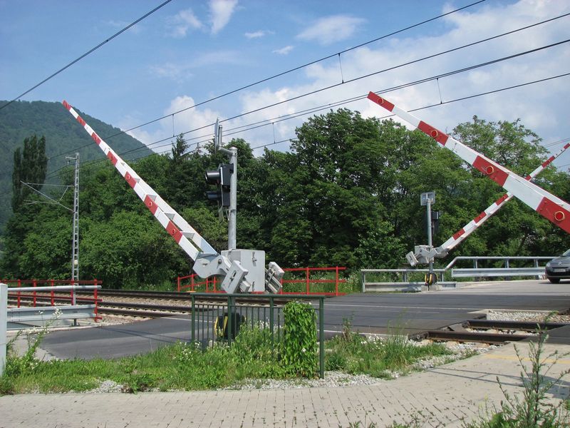 Železničný priechod Brodno