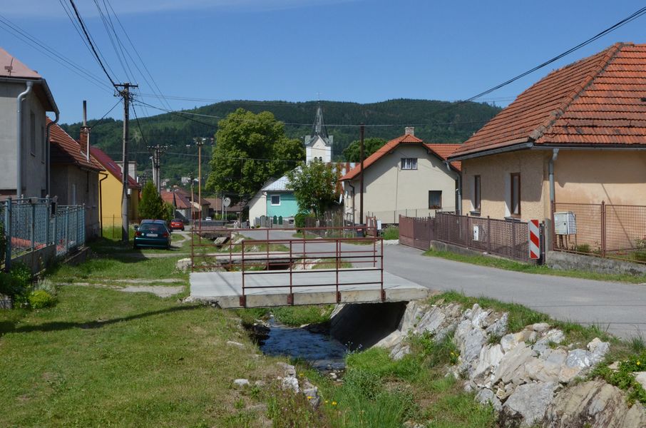 Mostík cez potok Brodnianka