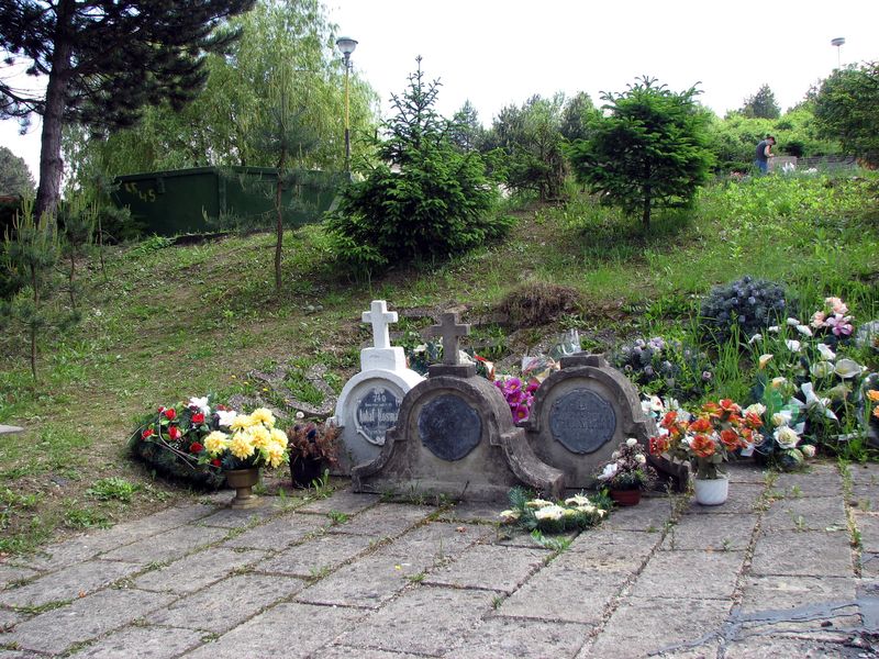 Poľný vojnový cintorín