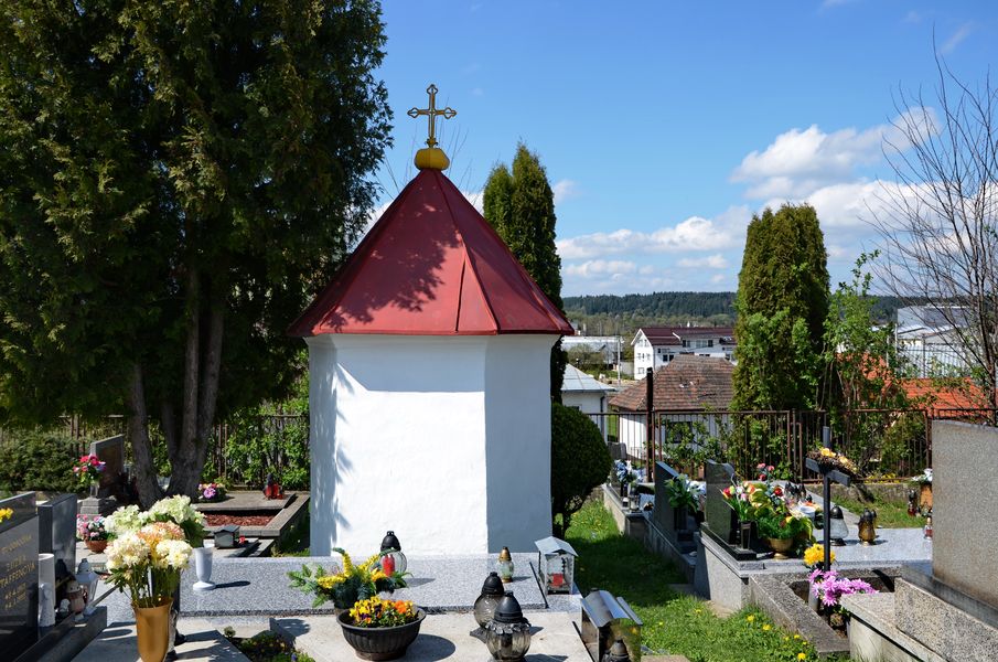 Kaplnka na cintoríne v Bytčici