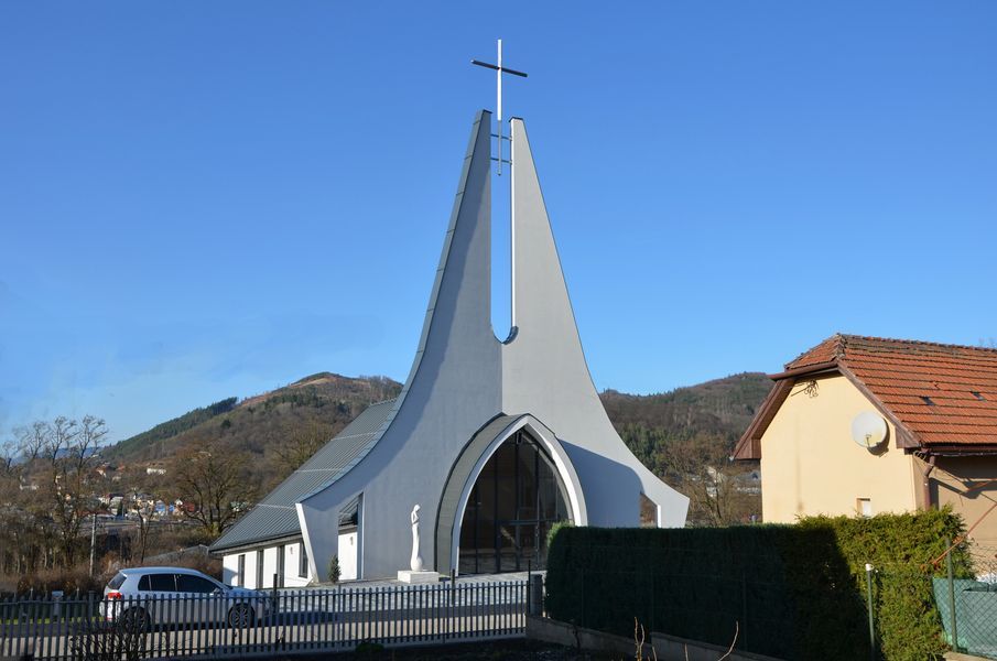 Kostol v Budatíne