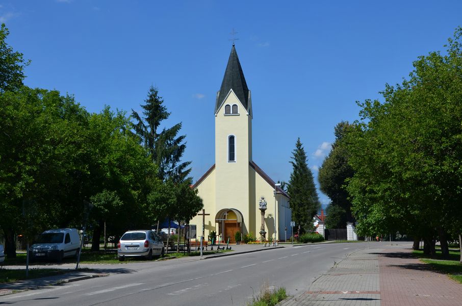 Kostol v Bánovej