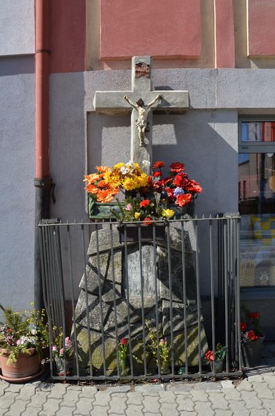 Kríž na Ulici Vojtecha Spanyola