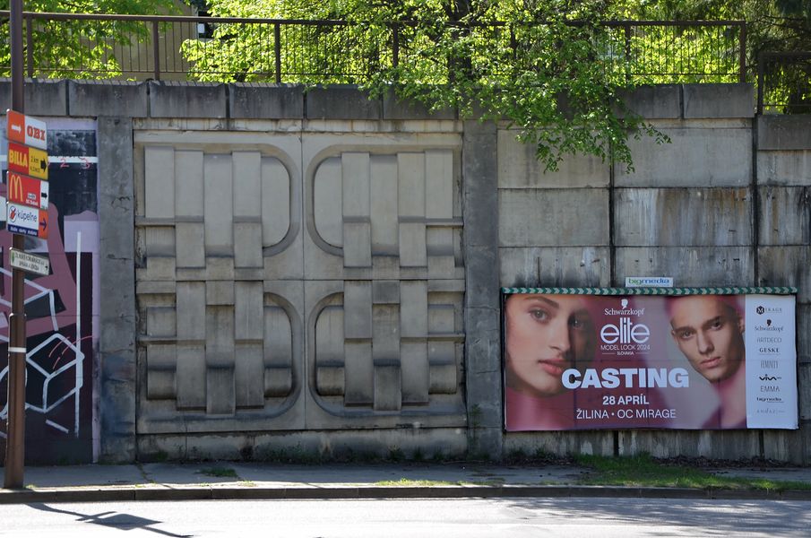 Oporný múr