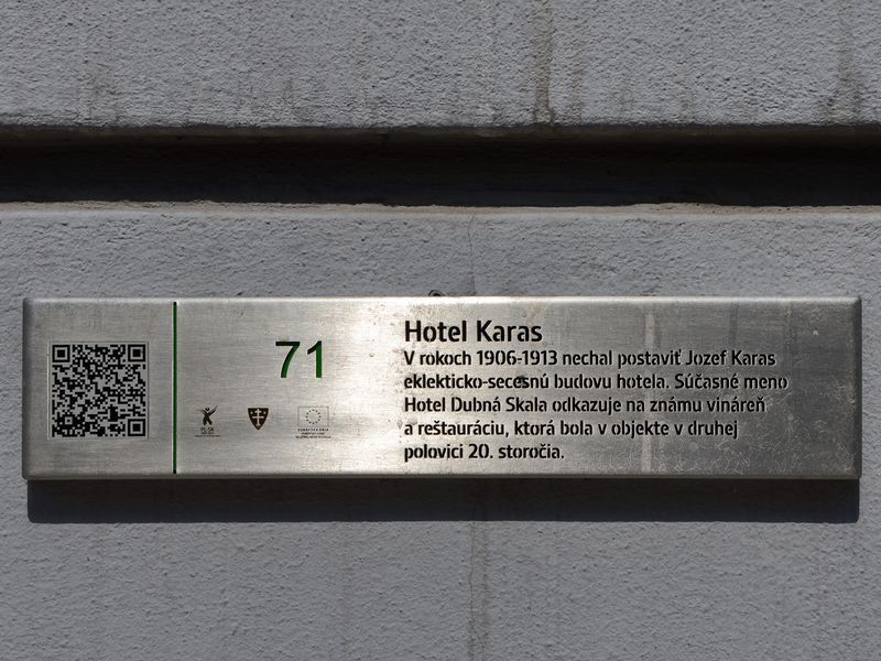 71 Hotel Karas (Dubná Skala)