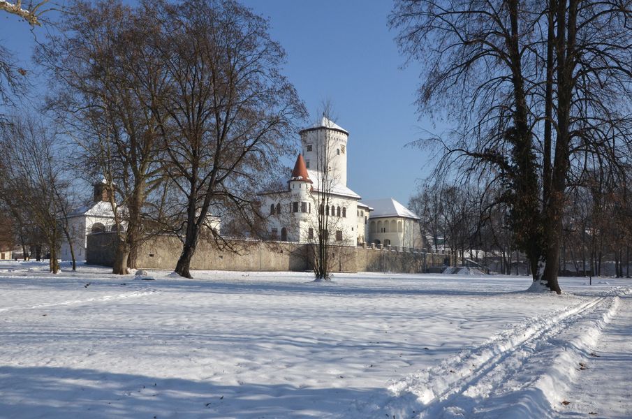 Budatínsky hrad a park v zime