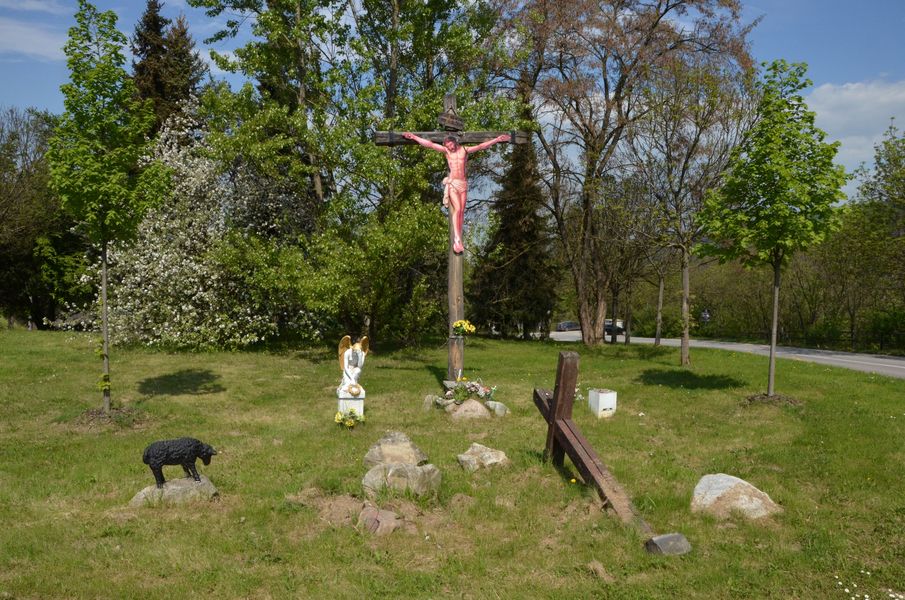 Kríž v Parku 17. novembra
