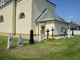 Hroby v areáli kostola v Bytčici