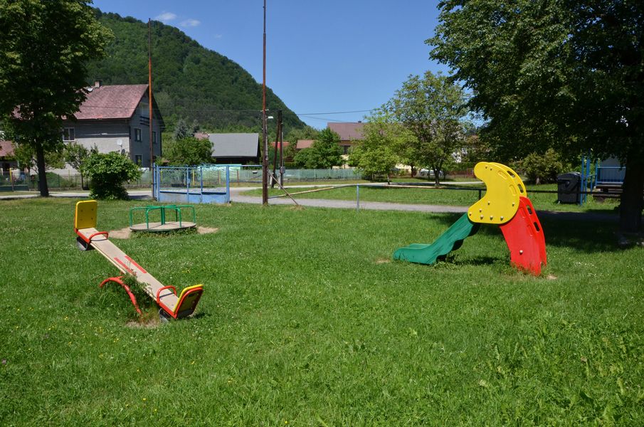 Detské ihrisko vo Vraní