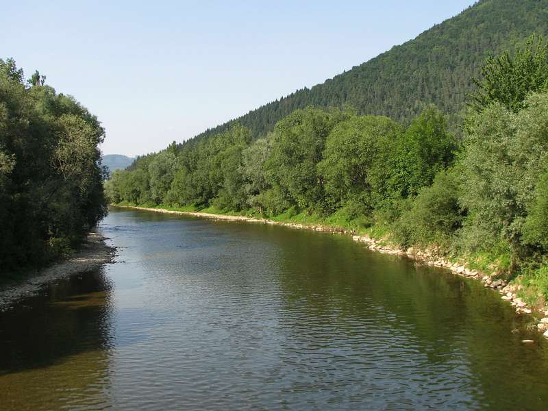 Rieka Kysuca pri Vraní