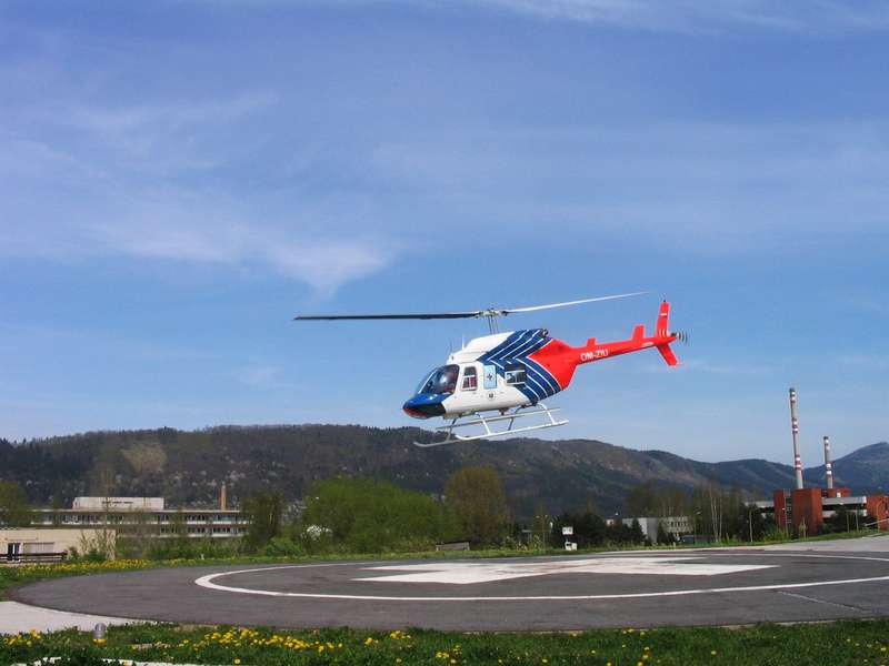Vrtuľník Bell 206L4T