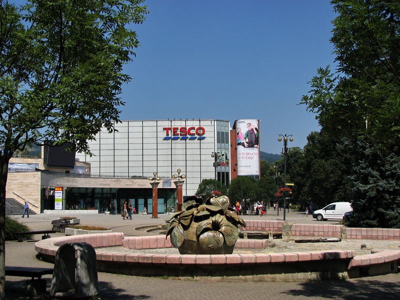 Obchodný dom TESCO