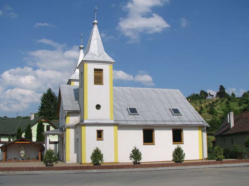 Kostol v Bitarovej