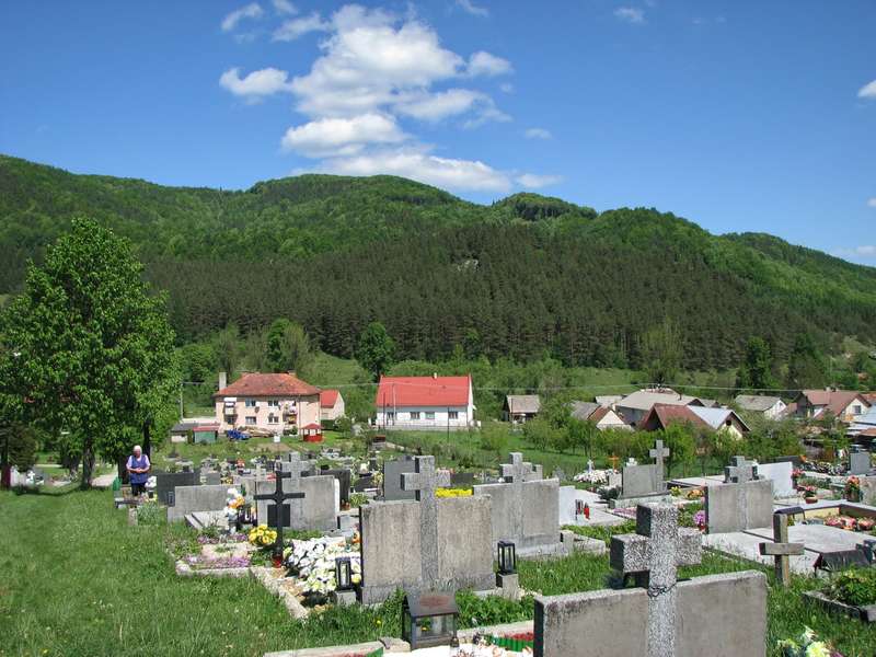 Cintorín Fačkov