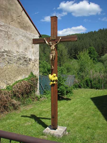 Kríž vo Fačkove
