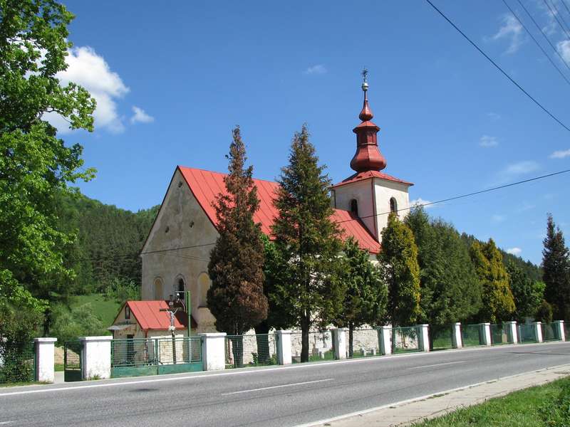 Farský kostol Fačkov
