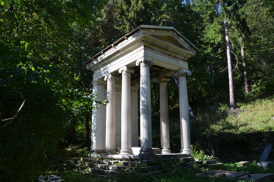 Hrobka baróna Leopolda Poppera